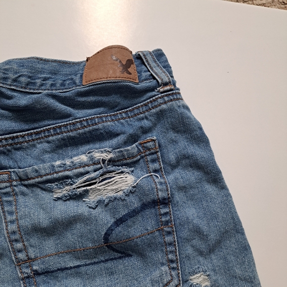 American Eagle Outfitters Jean shorts, size 8 - Picture 7 of 8
